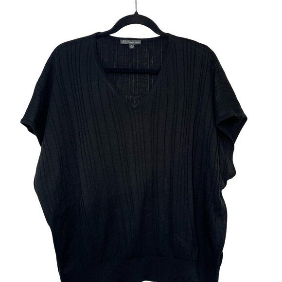 Black Blouse Comfy V-Neck Women's Top Size XL. Like new. - Picture 7 of 7